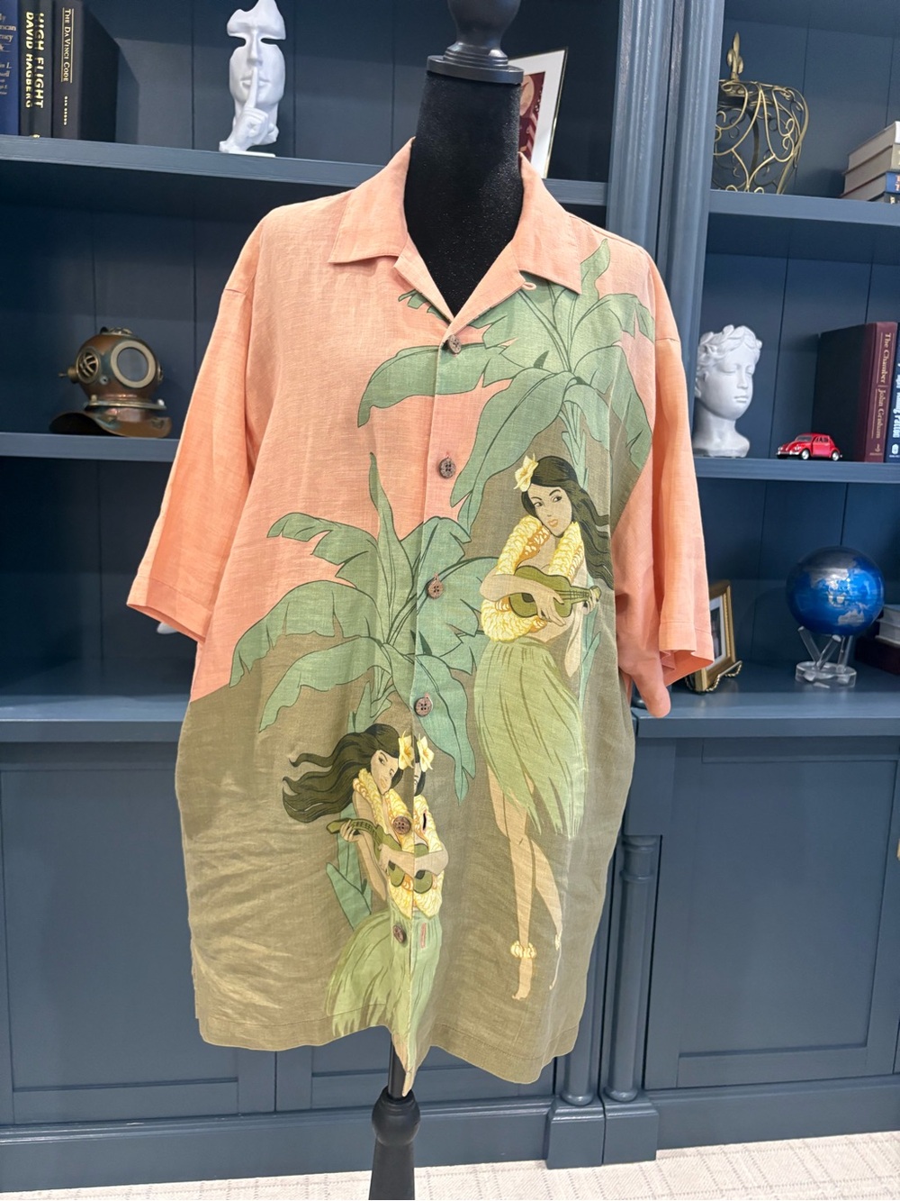 Tommy Bahama Peach and Olive Hula Print linen Shirt size large